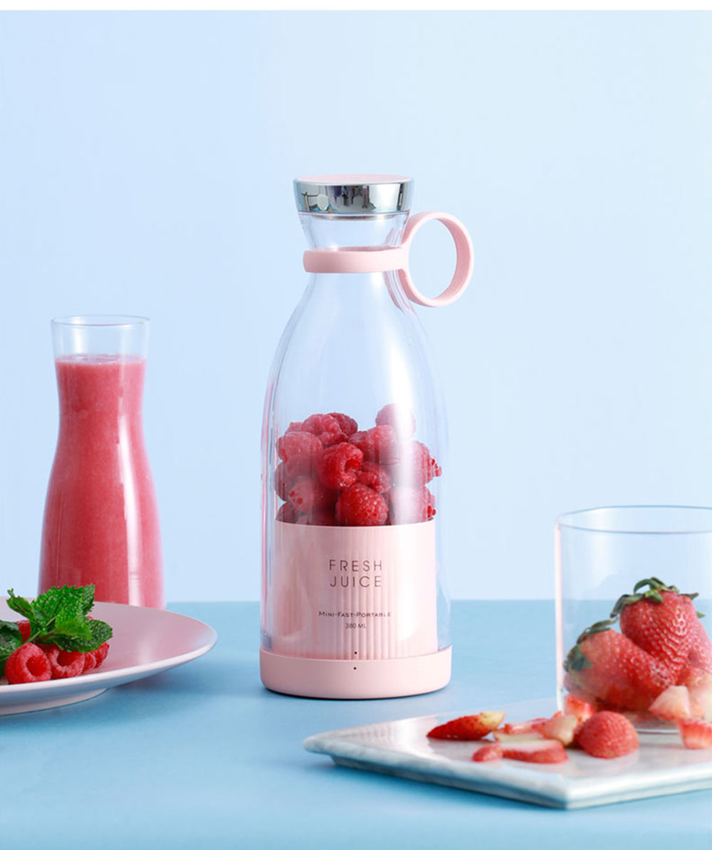 Multifunctional USB Rechargeable Fruit Juice Cup – Portable Mini Blender for Smoothies, Shakes & Fresh Juice On the Go